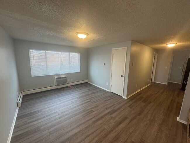 Photo - Monarch Crest