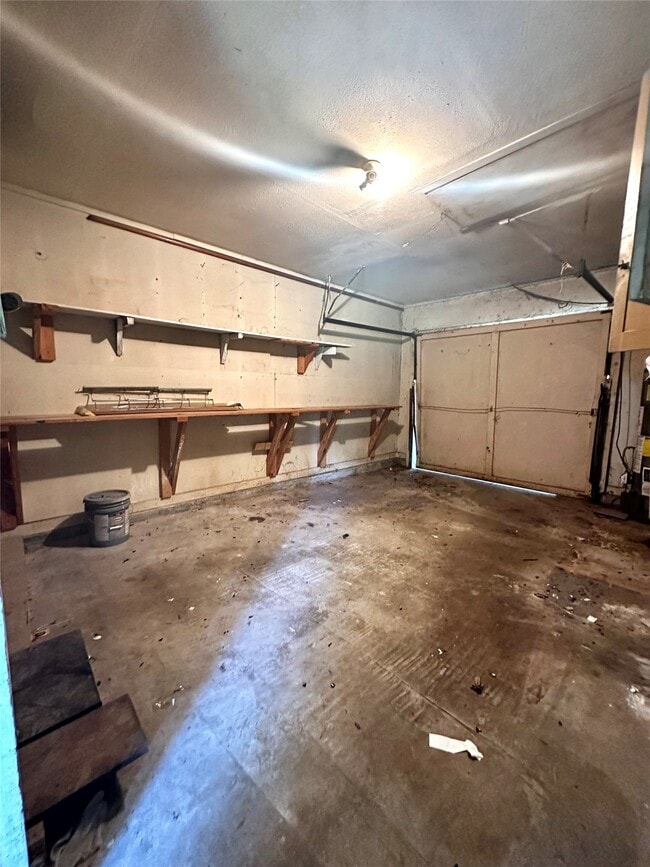 Photo - 5210 Stuyvesant Ln
