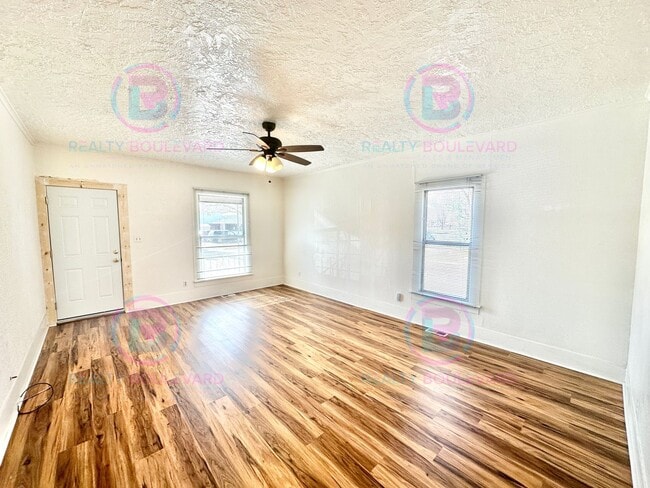 Photo - Charming 2-bedroom, 1-bathroom house near the Truckee river