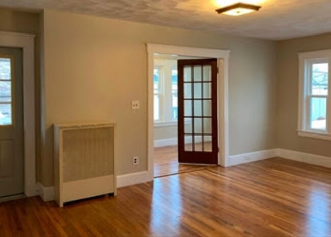 29 Minnesota Ave Unit 2