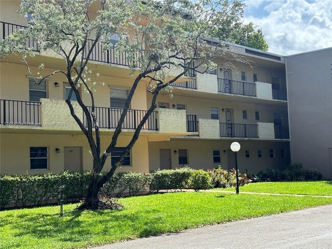 Building Photo - 300 Berkley Rd Unit 105 Rental