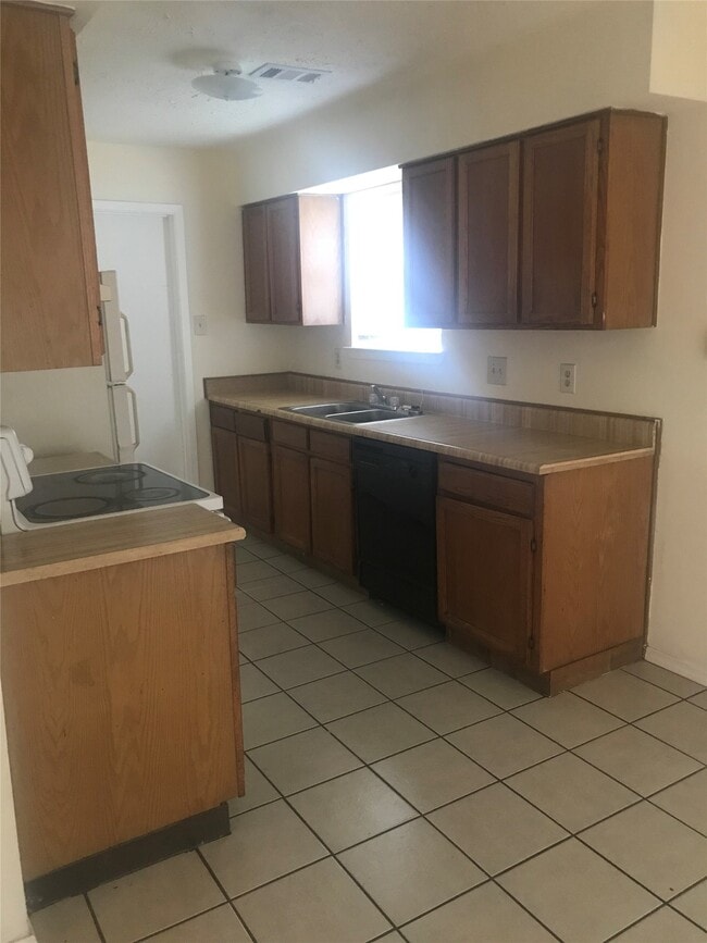 Photo - 7311 Caracas Dr