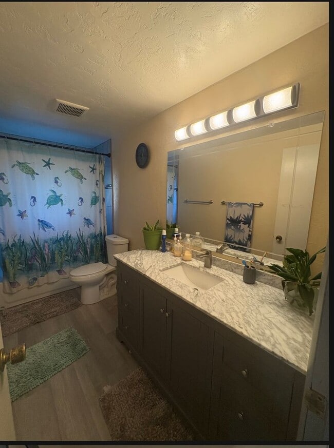 Photo - 4 bedroom 2 story home