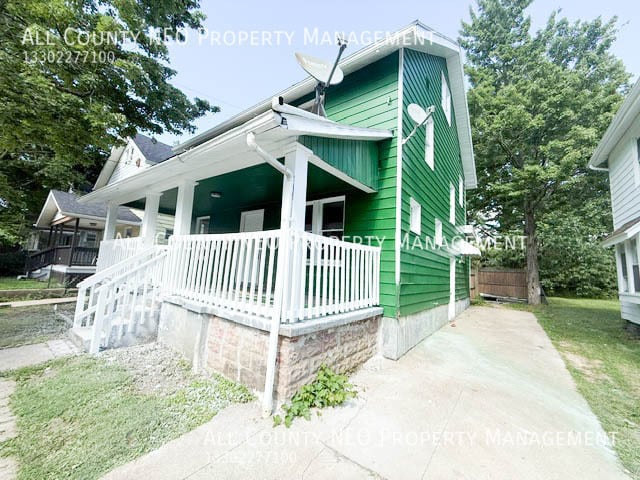 Photo - 549 Wildwood Ave