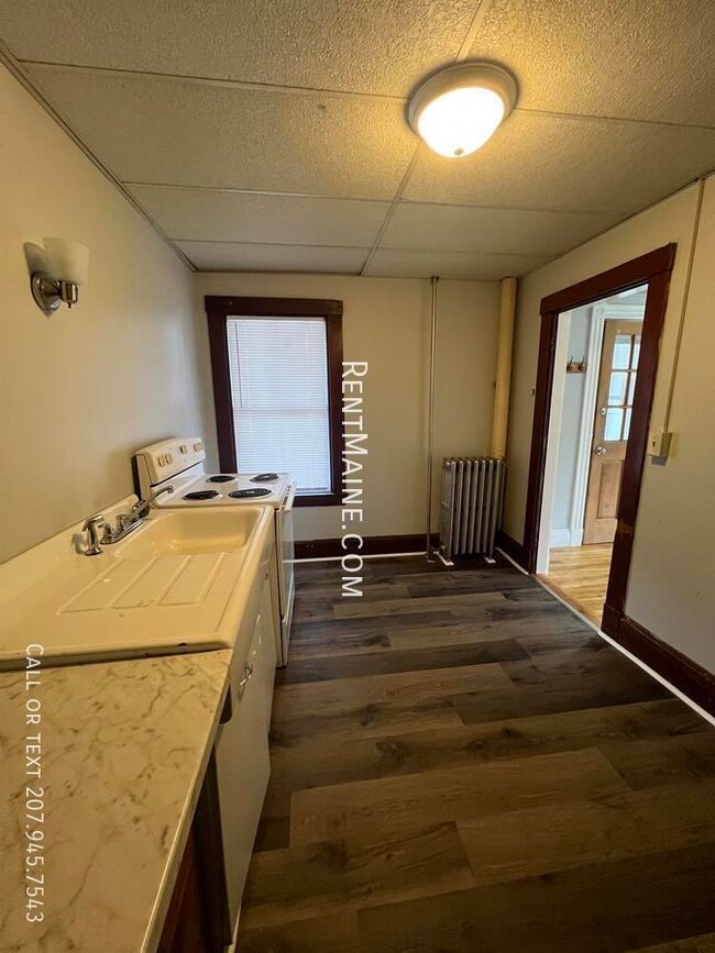 Photo - 591 Main St Unit 10