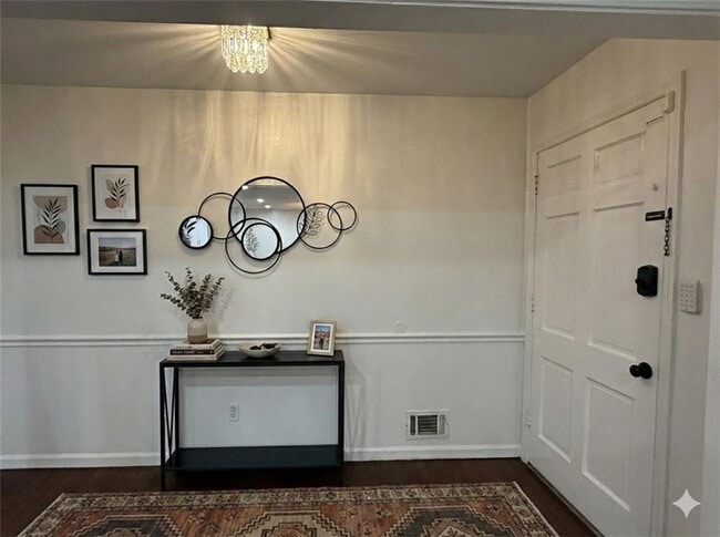 Photo - 1438 Oak Forest Ct NE