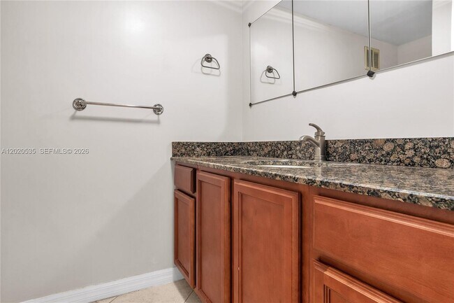 Photo - 100 Lakeview Dr Unit 201