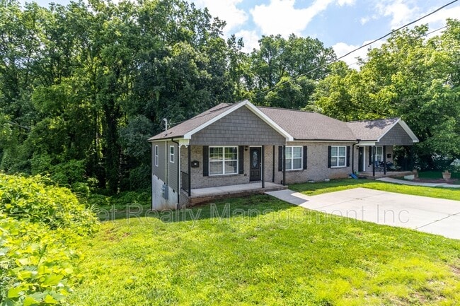 Photo - 252-254 Highland Avenue - 254