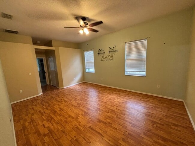 15425 Sonora Dr