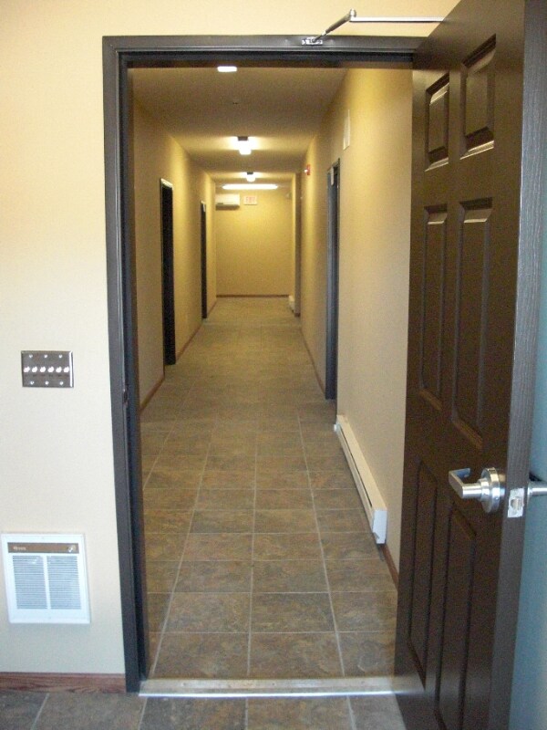 Photo - 355 Horseshoe Dr