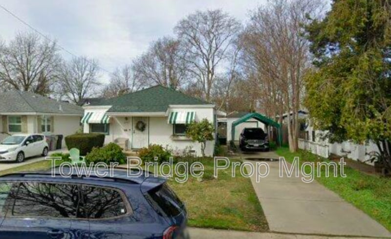 Photo - 1040 58th St