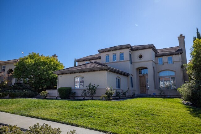 Photo - Beautiful Mission Hills Home