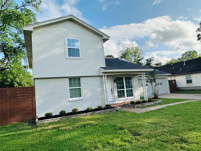 Photo - 7131 Carvel Ln