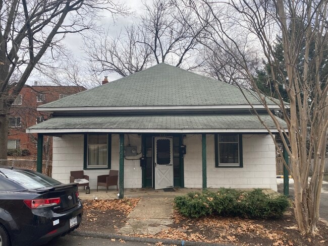 Photo - 2121 19th St N