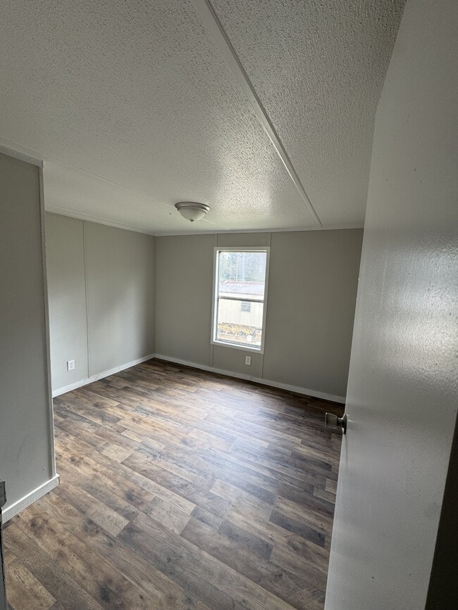 Photo - 1329 Hudson Ln