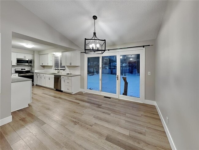 Photo - 8140 49th Ave N