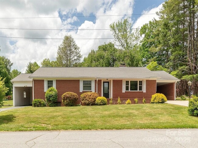 Building Photo - 1101 Cherokee Dr Rental