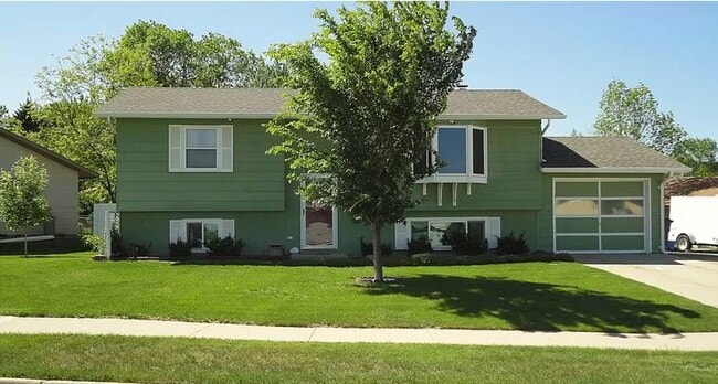 Photo - 1641 Minuteman Dr House