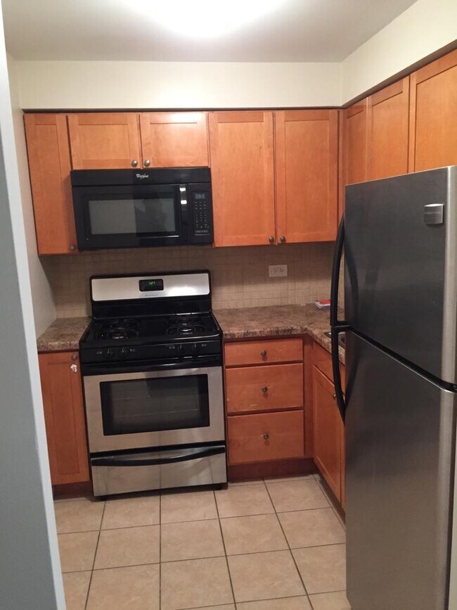 Kitchen - 1285 Washington St Condo Unit #8