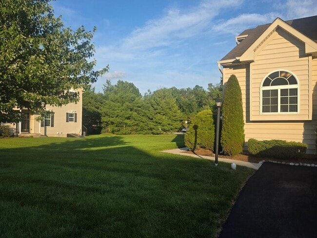 173 Providence Ln