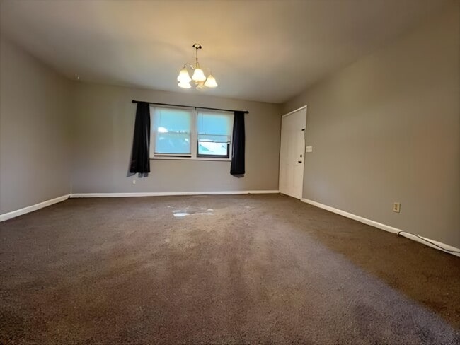 Living Room - 1037 Windsor Rd Unit 1037 Windsor