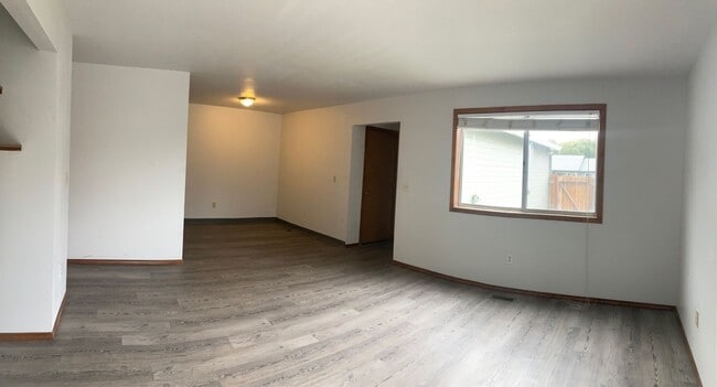 Photo - Duplex In Quiet Neighborhood