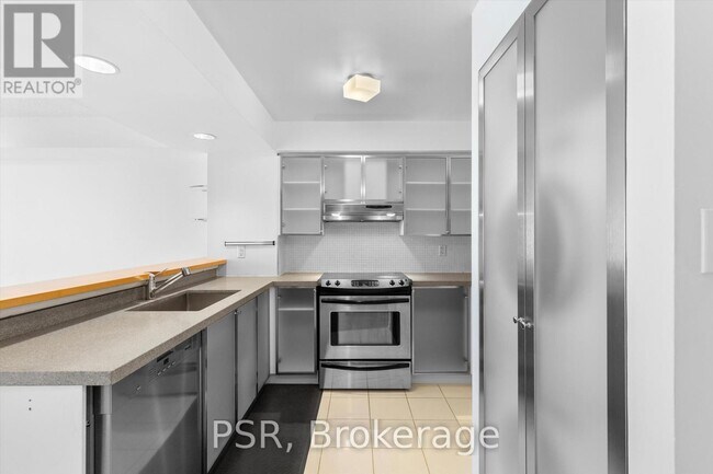 Photo - 801 King St W Unit 919