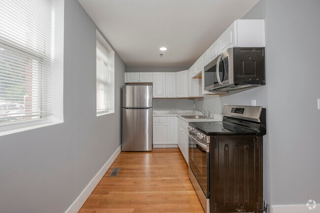 223 Meadow St - 2BD, 1.5BA - Kitchen
