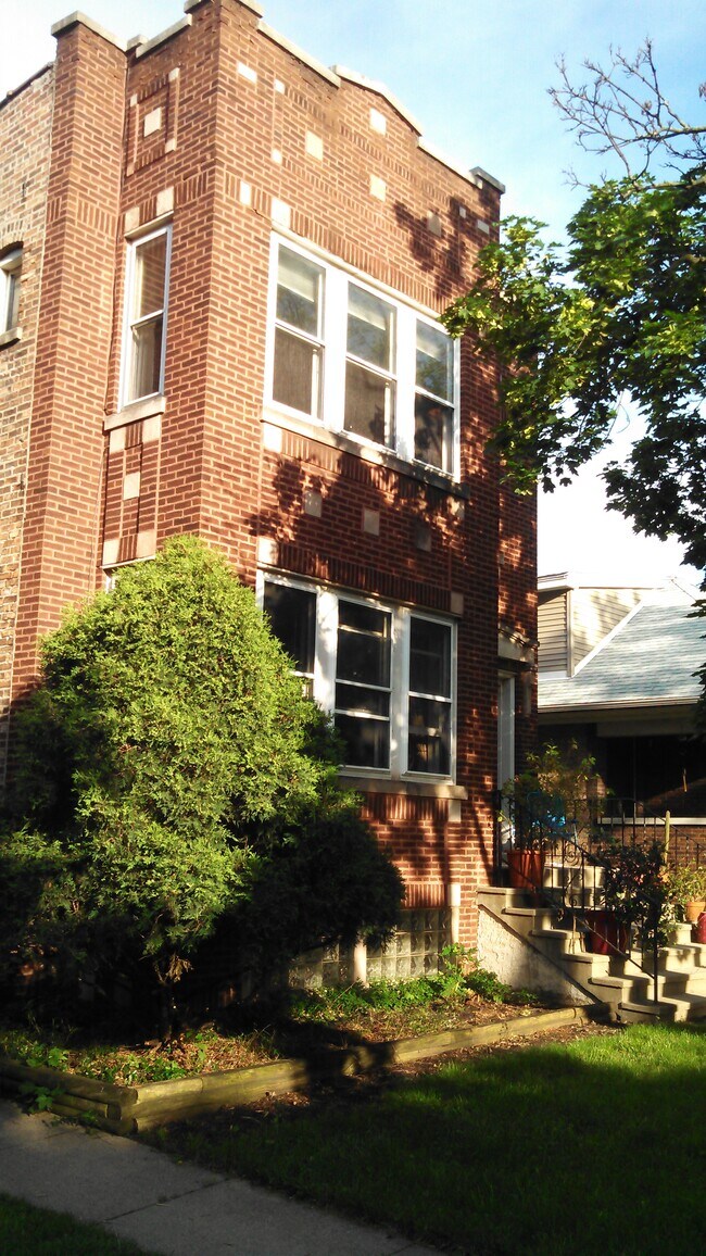 Photo - 624 Elgin Ave Unit 1