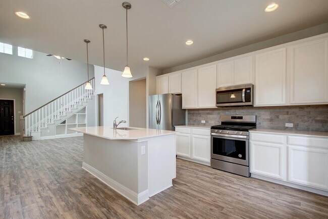 Photo - 1051 Kenney Fort Crossing