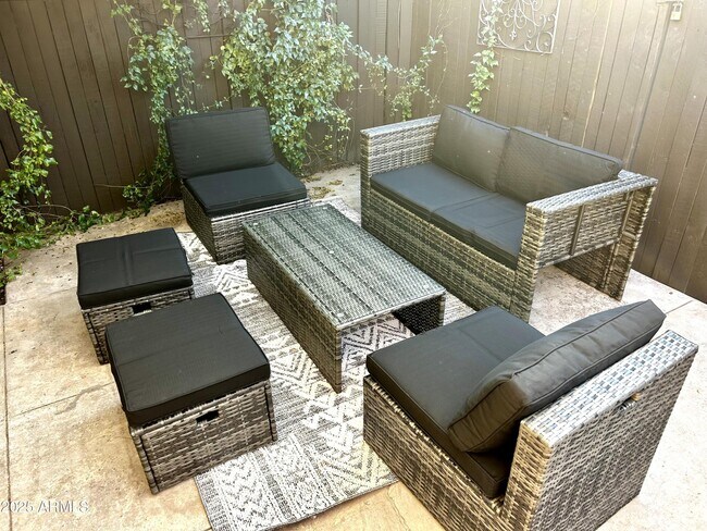 Photo - 3046 N 32nd St