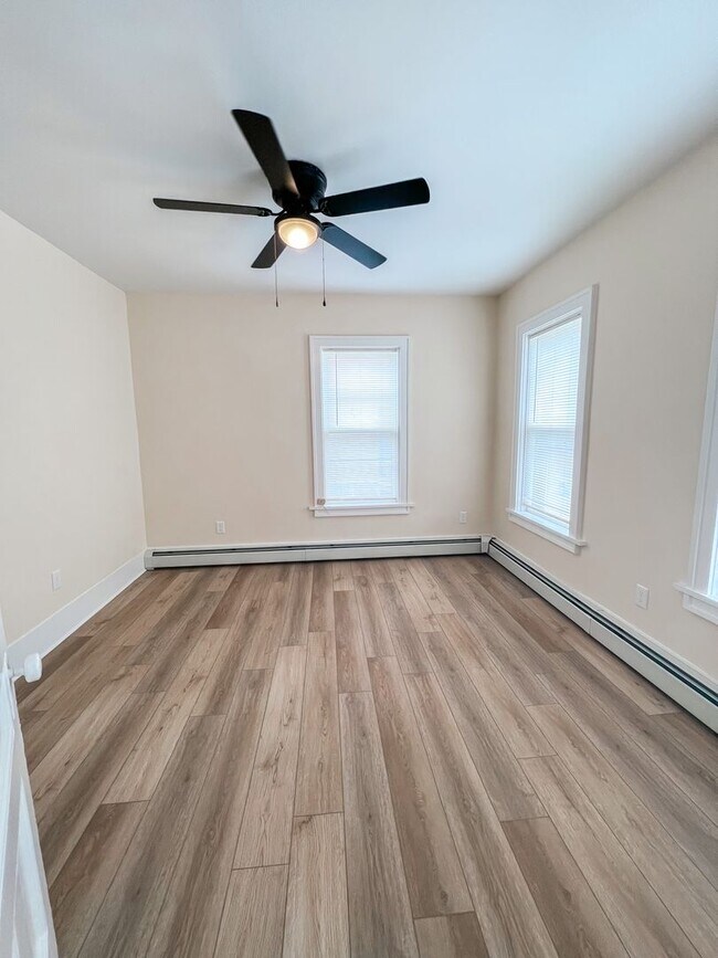 27-29 Pine St
