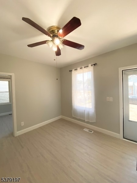 Photo - 665 Ringwood Ave