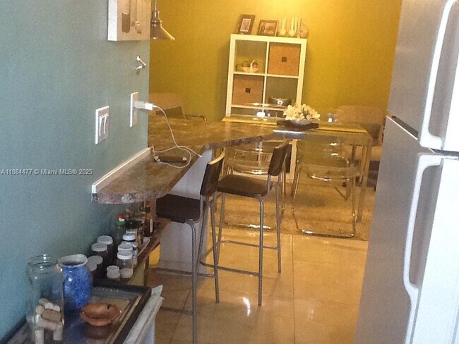 Photo - 541 Blue Heron Dr Unidad 215