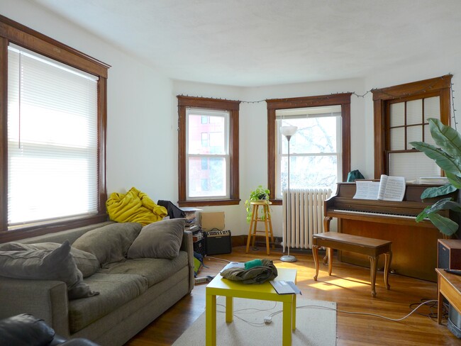 Photo - 226 S Huntington Ave Apartment