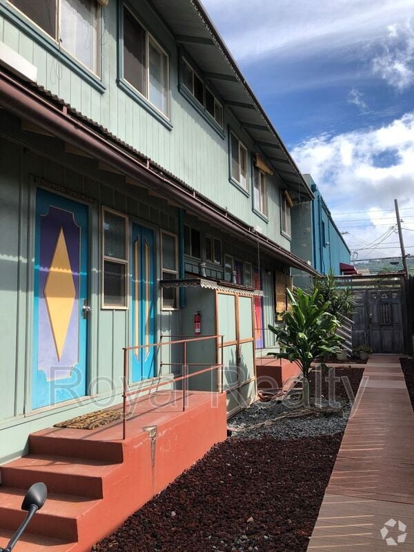 Building Photo - 1421 S Beretania St Unit H Rental