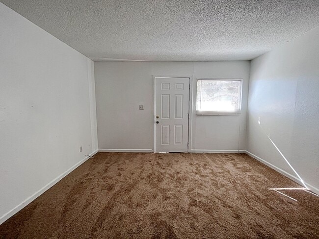 Photo - Remodeled 2 Bedroom and 1 Bath Unit Near E... Unit 1309 #4