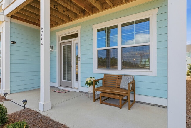 Photo - 4744 Siddons Dr