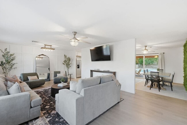8507 E Plaza Ave Unit SI ID1570274P