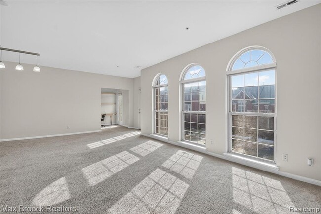 Photo - 3255 Camden Dr