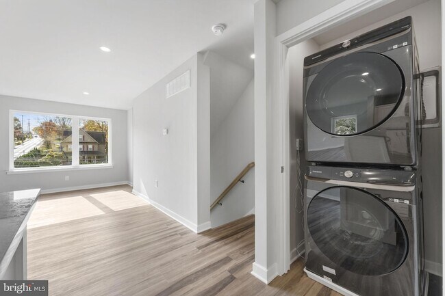 Photo - 153 Old Lincoln Hwy