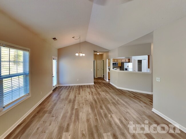 Photo - 114 Arbor Chase Pkwy