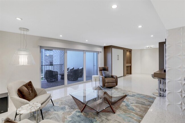Photo - 3951 Gulf Shore Blvd N Unidad 1203
