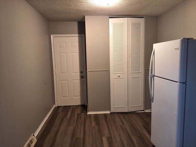 Photo - Cozy Home inside Elizabethtown City Limits