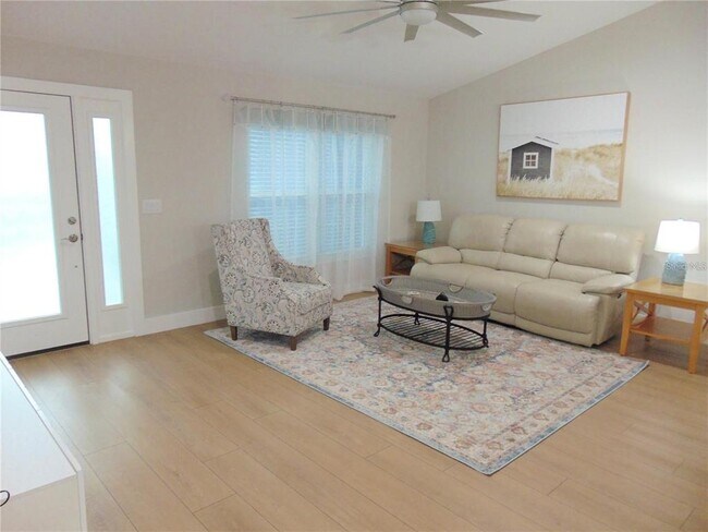 Photo - 451 Tanager Rd