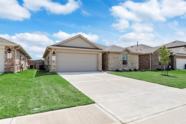 Photo - 18644 Swainboro Dr