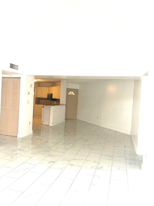 Photo - 6296 NW 186th St Unit 210