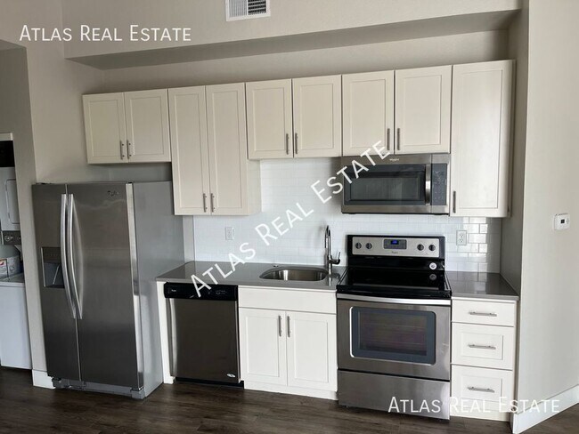 2 Bed 1 Bath Apartment with Walkout Deck, ... - 2 Bed 1 Bath Apartment with Walkout Deck, ... Unit 206