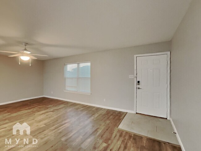 Photo - 4892 Masch Branch Rd Unit 1