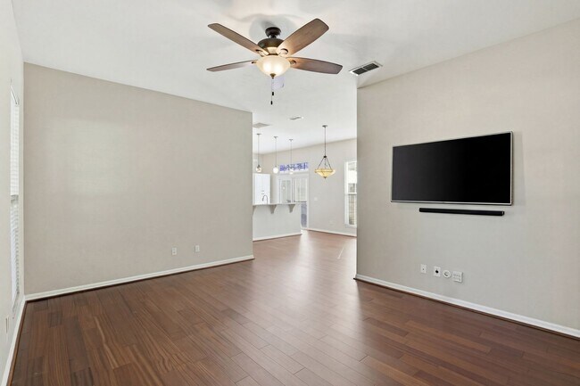 Photo - Chickasaw Way in Haile Plantation